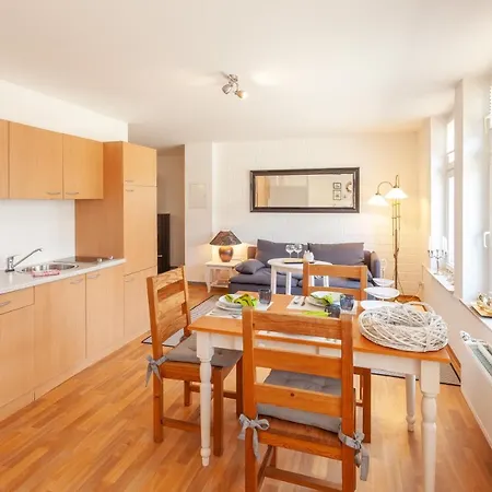 Apartamento Reitanlage Bei Altefaehr